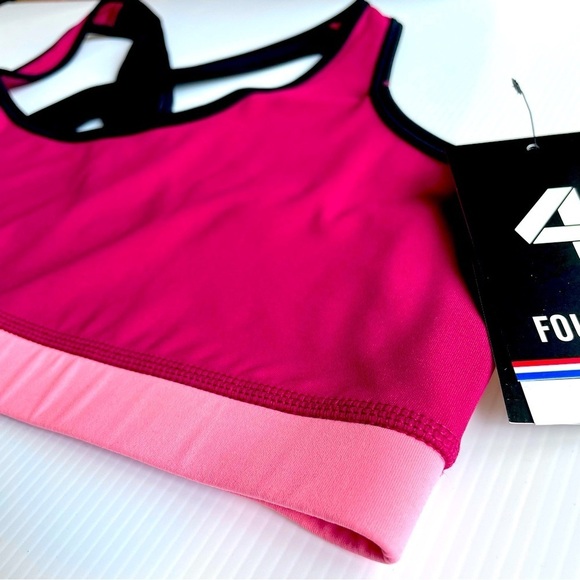 NWT FOURLAPS Infinity Sports Bra Red Velvet Size XXL Running Active Gorpcore - Picture 2 of 9
